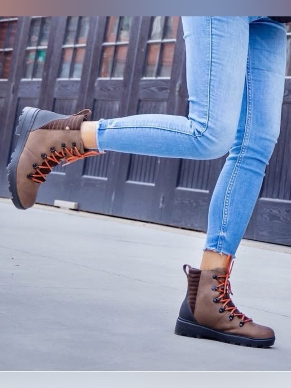 BOGS Women’s Holly Brown Leather Waterproof Lace Boot—7 - Picture 13 of 13